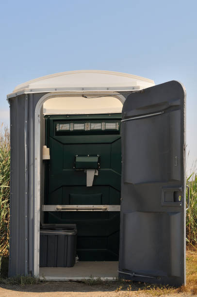 Best Sanitation services for porta potties  in Independence, MO